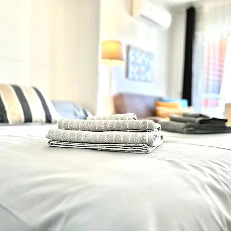 Vis8-nuevo, Centro A 5 Minutos, Playa A 850 Metros, Wifi, Terraza Apartamento Torremolinos