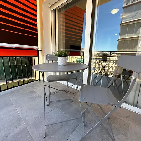 Vis8-nuevo, Centro A 5 Minutos, Playa A 850 Metros, Wifi, Terraza Apartamento